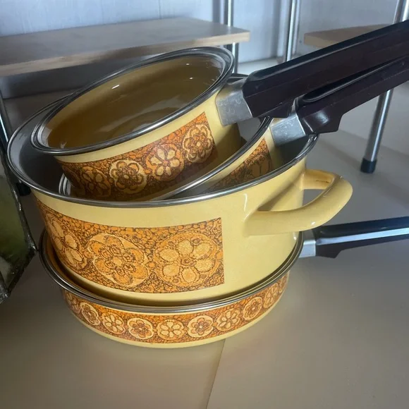 Vintage enameled cookware 1970’s